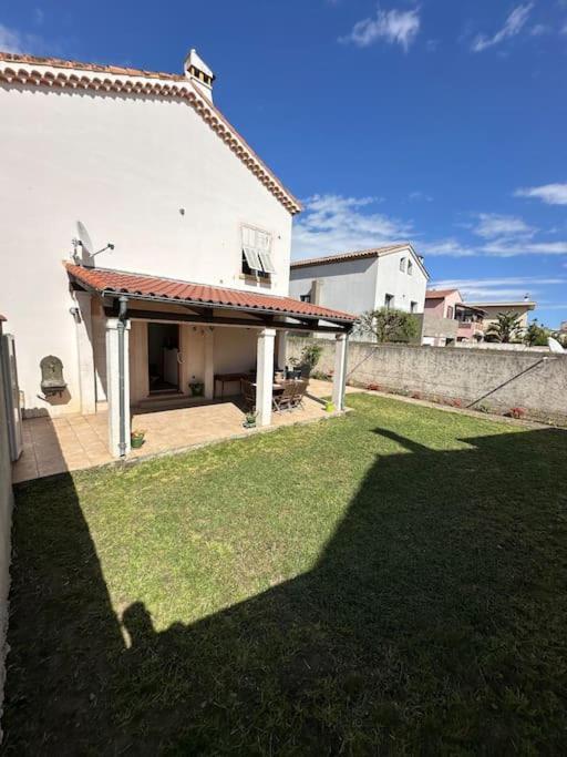 Villa - 100 M - - Free Parking *