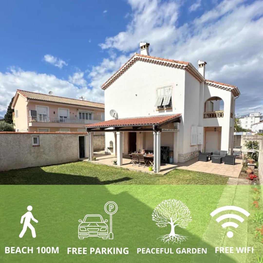 Villa - 100 M - - Free Parking